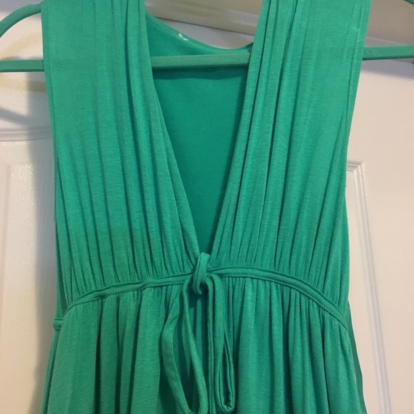 New condition (no tag) sleeveless jersey dress - Picture 3 of 4